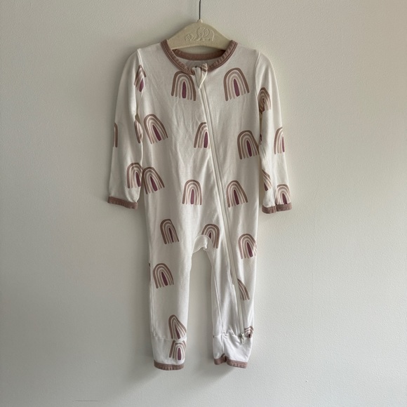Kyte BABY Pajamas Kyte Baby Bamboo Zip Footie Sunset Rainbow Size 218 Months Poshmark
